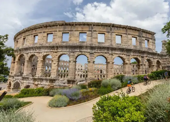 Duda 2 アパート プーラ